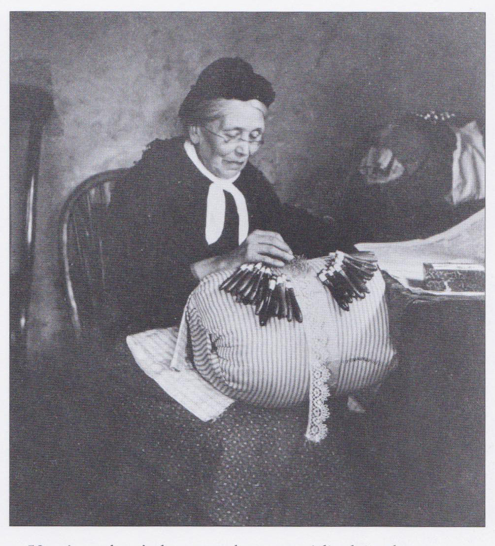 A Buckinghamshire lacemaker